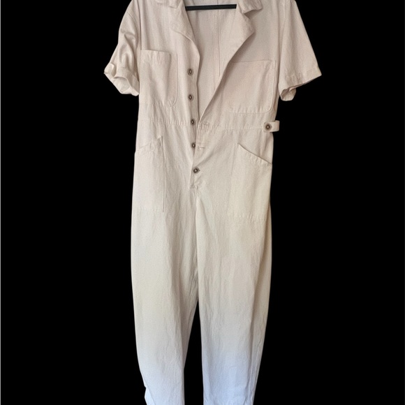 Cream Collared Jumpsuit with Relaxed Fit - Picture 2 of 6